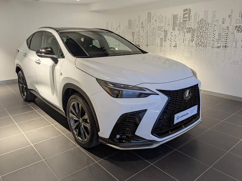 Utilisé 2025 Lexus NX450h+ Executive Line SUV | 66 900 € - Image 1/4