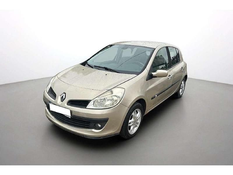 Occasion Renault Clio III Privilege 101 ch (74 kW) 2007 Beige Berline