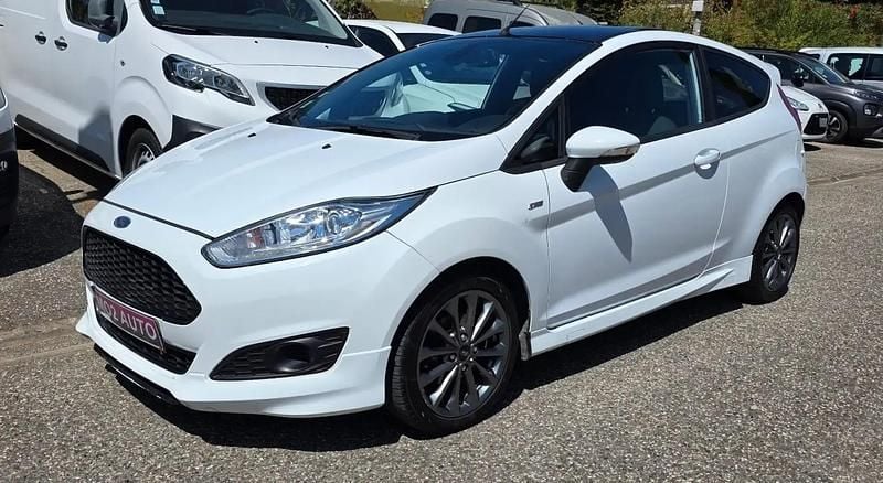 Blanc Utilisé 2017 Ford Fiesta ST-Line Citadine | 6 990 € (Super prix) - Image 1/4