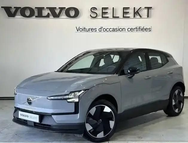 Gris Utilisé 2025 Volvo EX30 Plus SUV | 37 900 € (Bon prix) - Image 1/4