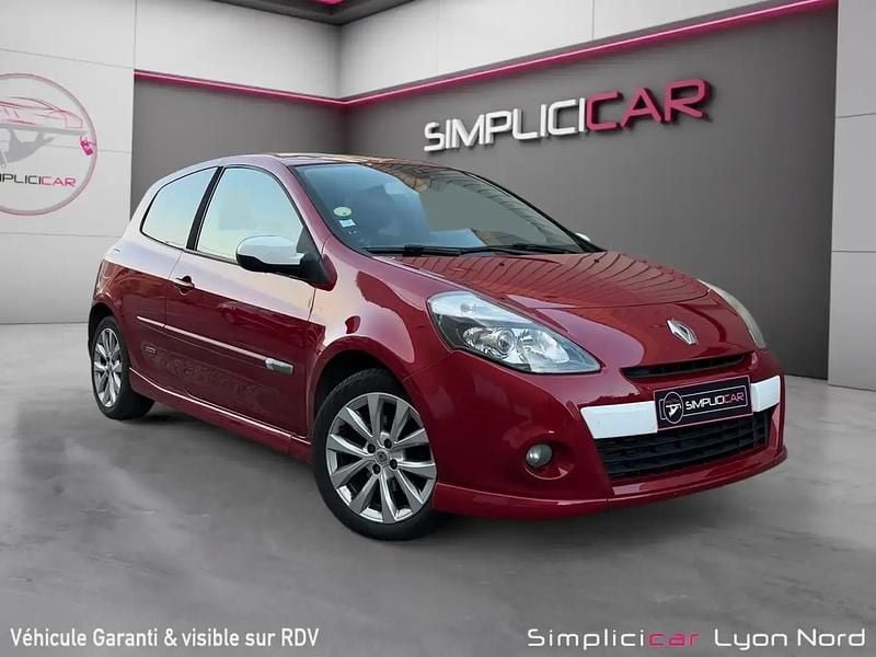Rouge Occasion 2011 Renault Clio III Citadine | 7 480 € (Prix cher) - Image 1/4