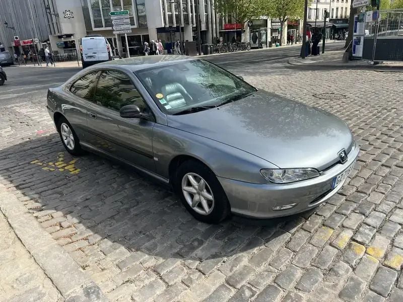 Gris Utilisé 2001 Peugeot 406 Coupe Coupé | 8 000 € - Image 1/4