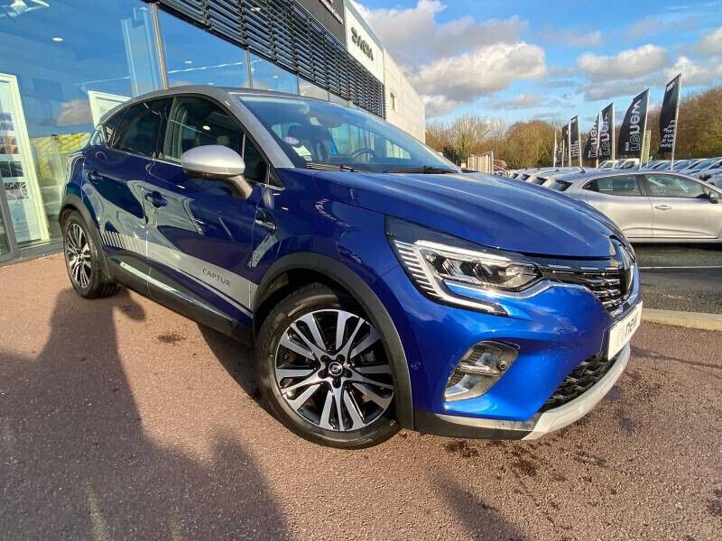 Occasion Renault Captur Iconic 145 ch (106 kW) 2023 Bleue SUV