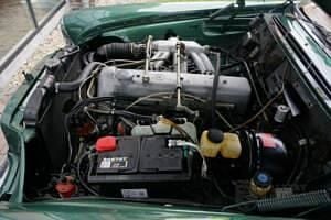 Image 3/4