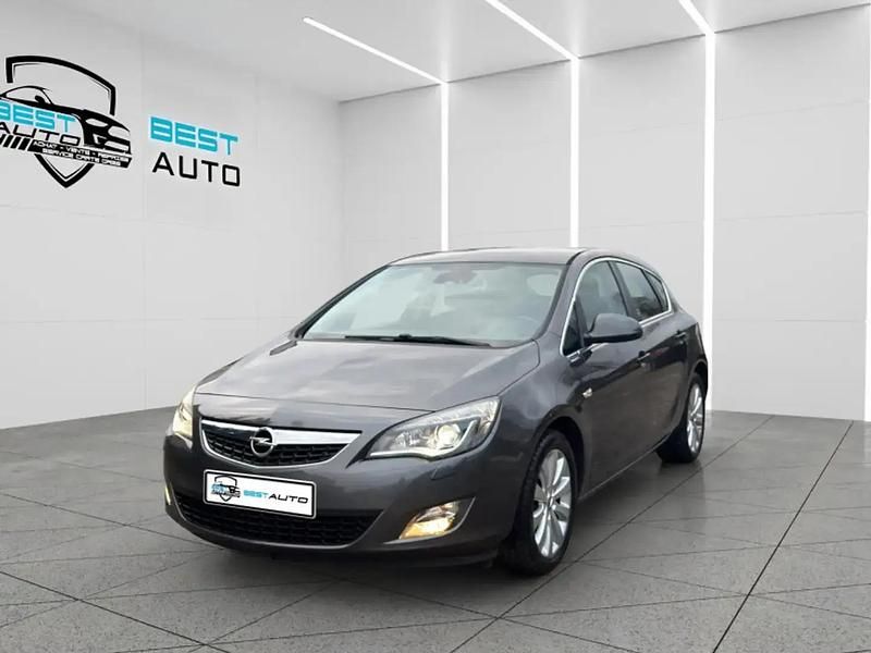Occasion Opel Astra Cosmo 122 ch (89 kW) 2011 Gris Berline