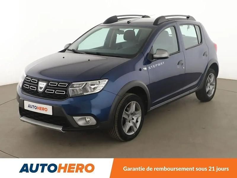 Bleu Utilisé 2017 Dacia Sandero Stepway Citadine | 8 390 € (Prix juste) - Image 1/2