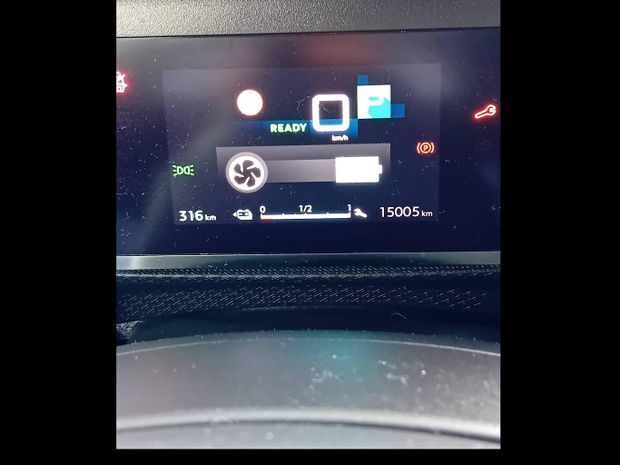 Gris Utilisé 2022 Citroën e-C4 Shine | 20 490 € (Prix juste) - Image 1/4