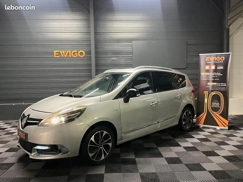 Gris Utilisé 2015 Renault Scénic III Bose Edition Monospace | 12 990 € - Image 1/4