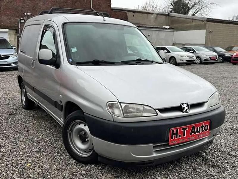 Occasion Peugeot Partner 90 ch (66 kW) 2002 Argent Monospace
