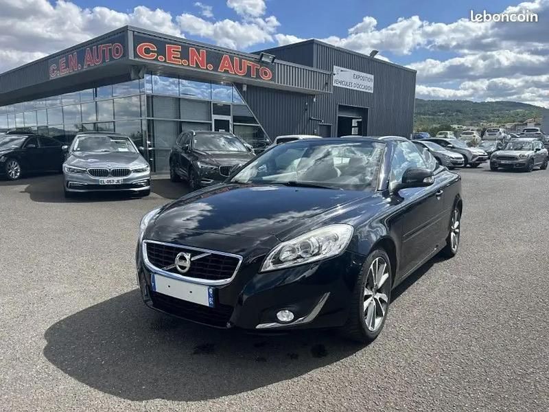 Noir Utilisé 2012 Volvo C70 Momentum Cabriolet | 9 990 € - Image 1/4