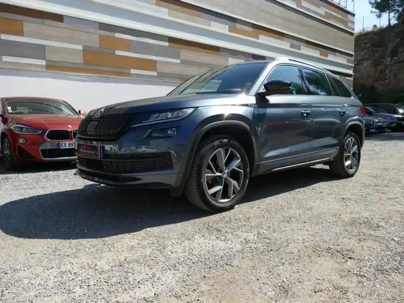 Gris Utilisé 2019 Skoda Kodiaq SportLine SUV | 26 990 € (Prix juste) - Image 1/4