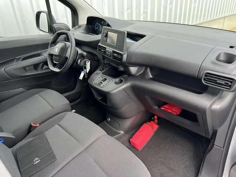 Occasion Peugeot Partner 136 ch (100 kW) 2023 Gris Monospace