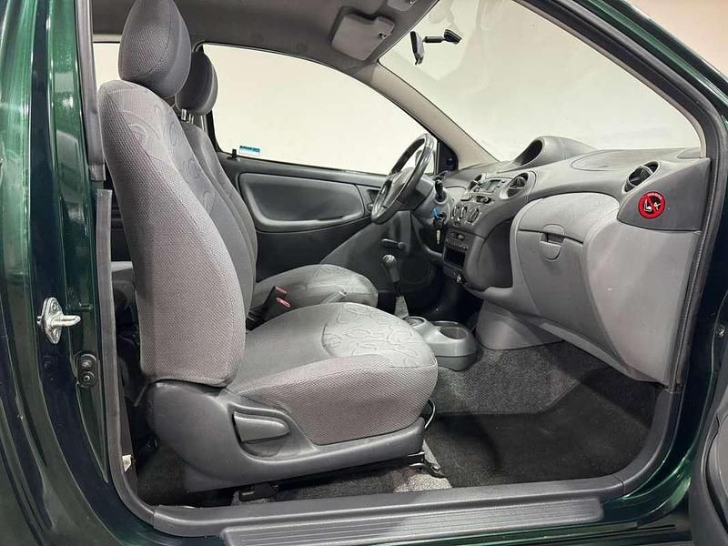 Occasion Toyota Yaris Sol 68 ch (50 kW) 2000 Berline
