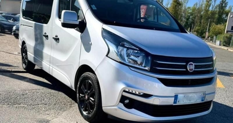 Gris Utilisé 2019 Fiat Talento Van | 24 990 € - Image 1/4