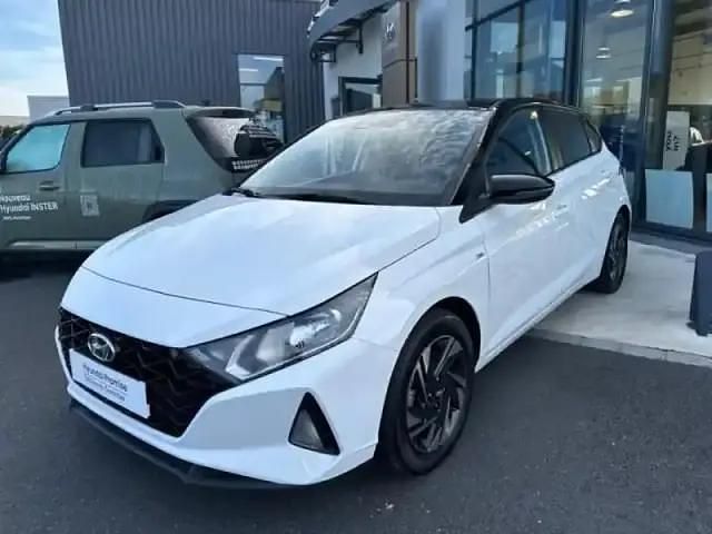 Atlas white Utilisé 2022 Hyundai i20 Berline | 16 990 € - Image 1/4