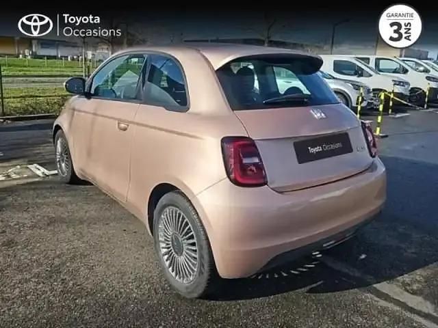 Occasion Fiat 500e 2023 Rose gold métal Berline