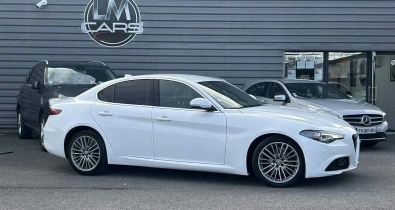 Utilisé 2018 Alfa Romeo Giulia Berline | 20 990 € (Prix assez cher) - Image 1/4