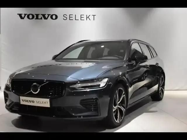 Occasion Volvo V60 Plus 253 ch (186 kW) 2024 Bleu Break