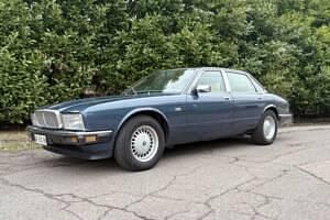 Occasion Jaguar XJ R 251 ch (184 kW) 1970 Bleu Berline