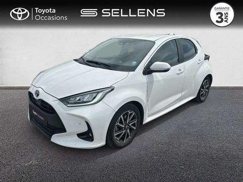 Utilisé 2022 Toyota Yaris Hybrid Design Berline | 20 880 € (Prix juste) - Image 1/1