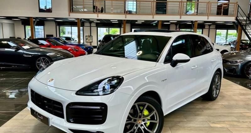 Utilisé 2021 Porsche Cayenne SUV | 83 990 € (Prix juste) - Image 1/4