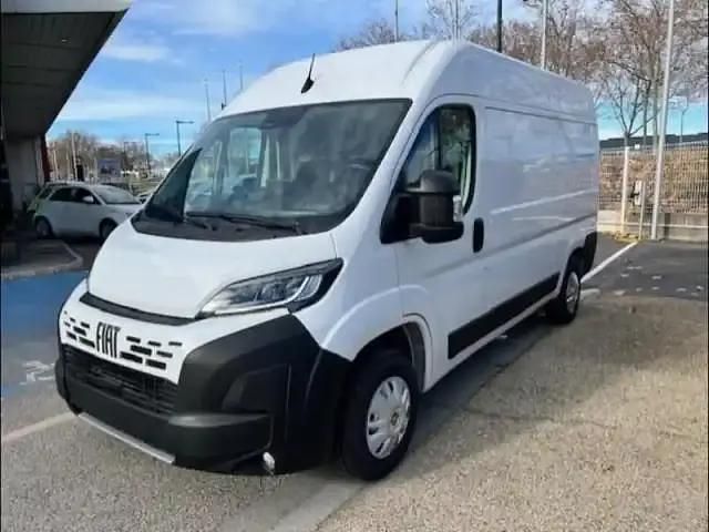 Blanc Nouvelle 2025 Fiat Ducato Connect Van | 31 990 € (Prix juste) - Image 1/4