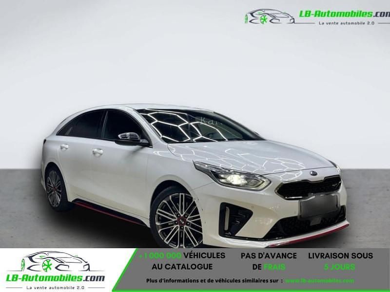 Utilisé 2021 Kia ProCeed Citadine | 25 500 € (Prix juste) - Image 1/4