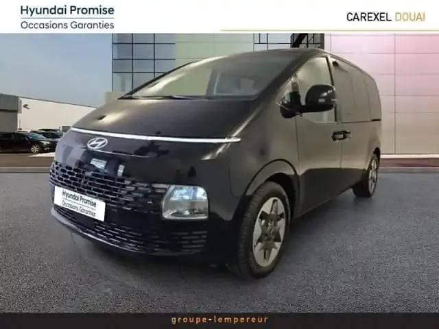 Abyss black metal Nouvelle 2025 Hyundai Staria Van | 56 900 € - Image 1/4