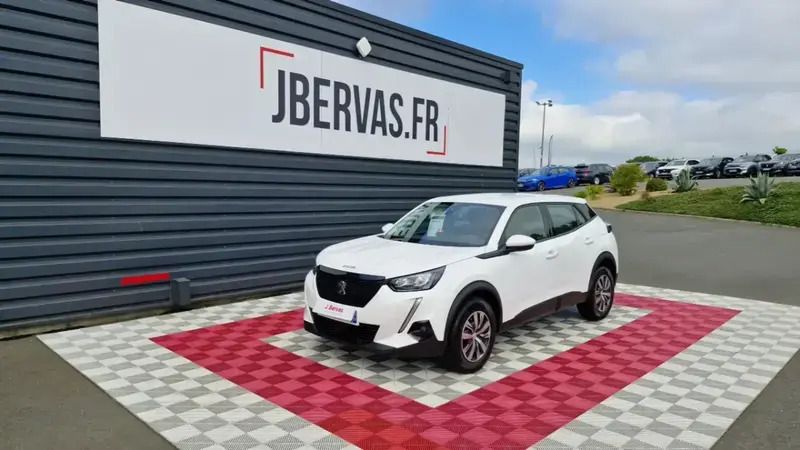 Blanc Utilisé 2021 Peugeot 2008 Active SUV | 17 590 € (Prix juste) - Image 1/4