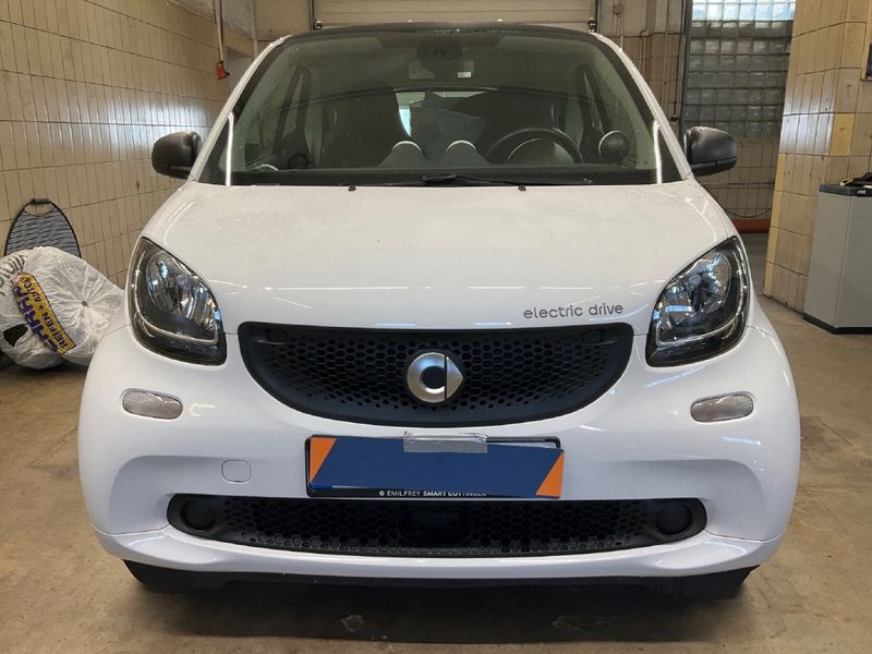 Blanc Utilisé 2017 Smart ForTwo Electric Drive Coupé | 9 000 € (Prix juste) - Image 1/1