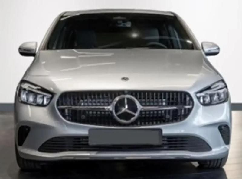 Argent Utilisé 2025 Mercedes B200 Style Monospace | 32 785 € (Prix juste) - Image 1/4