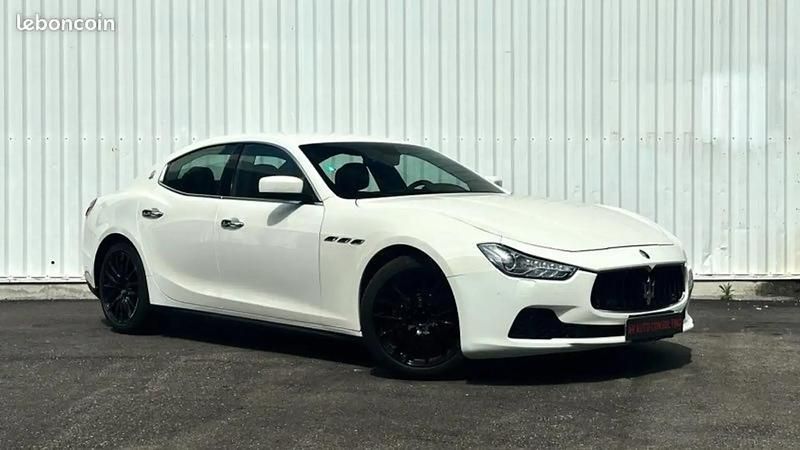 Blanc Occasion 2015 Maserati Ghibli Berline | 23 990 € (Bon prix) - Image 1/4
