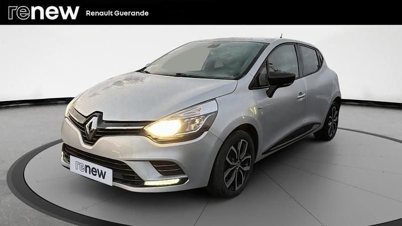 Gris Occasion 2018 Renault Clio IV LIMITED Citadine | 13 990 € (Prix assez cher) - Image 1/4