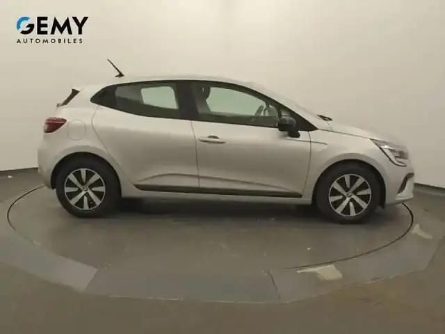 Occasion Renault Clio V 2023 Gris platine Berline