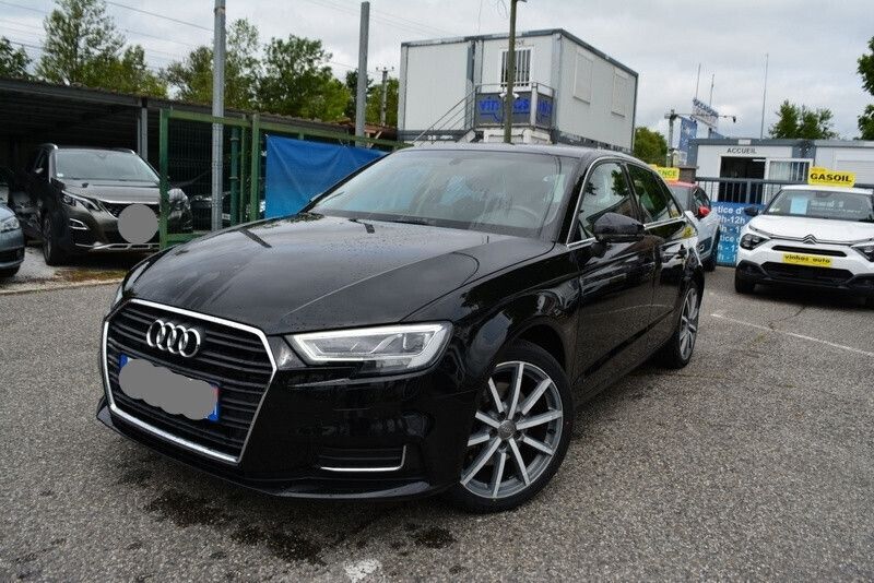 Utilisé 2019 Audi A3 Sportback Design Berline | 17 290 € (Prix juste) - Image 1/4