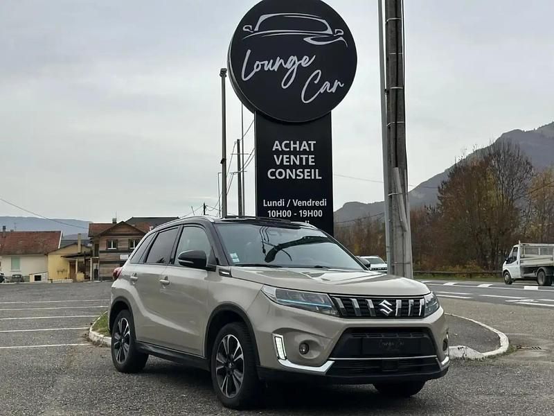 Beige Utilisé 2021 Suzuki Vitara Style SUV | 18 490 € - Image 1/4