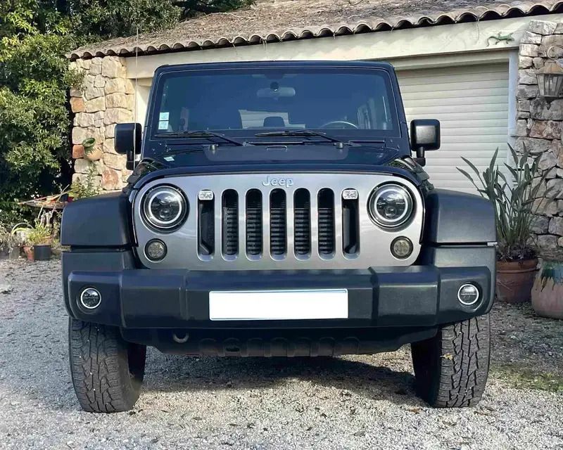 Noir Utilisé 2012 Jeep Wrangler SUV | 29 000 € (Prix juste) - Image 1/4