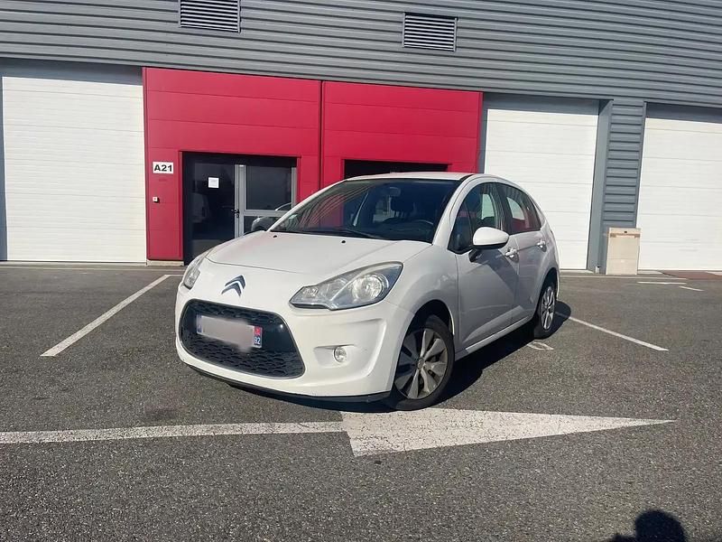 Utilisé 2011 Citroën C3 Citadine | 2 100 € - Image 1/4