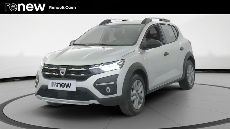Gris Utilisé 2022 Dacia Sandero Essentiel Citadine | 13 990 € (Prix juste) - Image 1/4