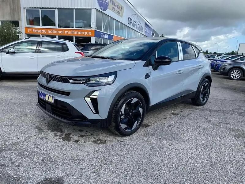 Gris Nouvelle 2025 Renault Captur Techno SUV | 28 980 € (Prix juste) - Image 1/4