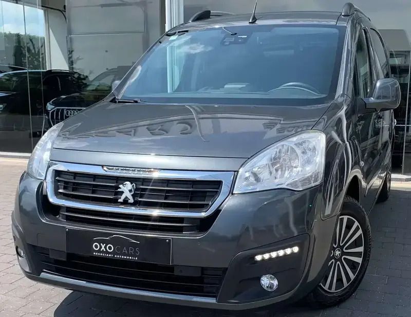 Gris Utilisé 2017 Peugeot Partner Monospace | 12 490 € - Image 1/4