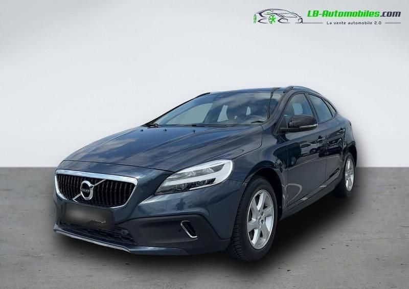 Utilisé 2017 Volvo V40 Break | 22 900 € (Prix juste) - Image 1/4