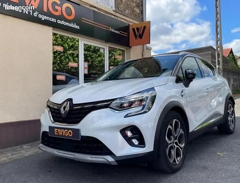 Blanc Utilisé 2021 Renault Captur Edition One SUV | 18 990 € (Prix juste) - Image 1/4