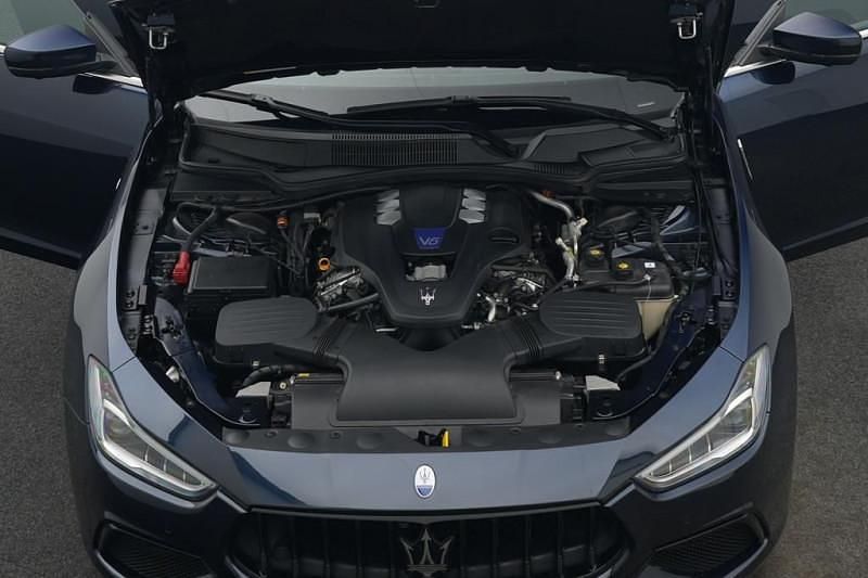 Image 4/4