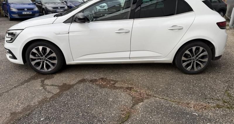 Occasion Renault Mégane IV Techno 140 ch (102 kW) 2024 Berline
