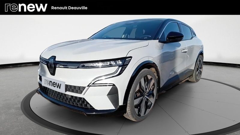 Gris Utilisé 2022 Renault Mégane Techno Berline | 21 900 € (Bon prix) - Image 1/4