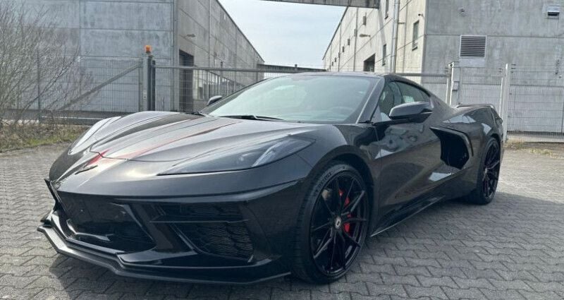 Utilisé 2021 Chevrolet Corvette Cabriolet | 103 900 € (Prix juste) - Image 1/4
