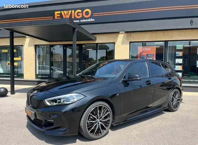 Noir Utilisé 2021 BMW 120 M Sport Citadine | 31 490 € (Prix juste) - Image 1/4