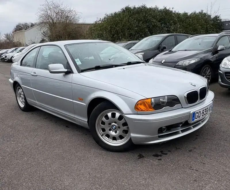Gris Utilisé 2002 BMW 318 Sport Line Coupé | 6 999 € - Image 1/4