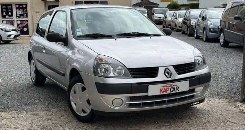 Utilisé 2005 Renault Clio II Authentique Citadine | 3 490 € (Prix juste) - Image 1/4